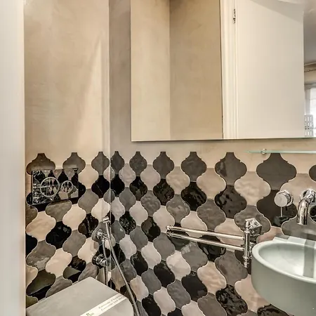 Ibernesi Luxury Rom