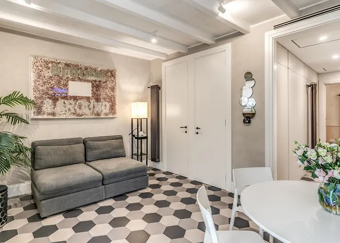 Ibernesi Luxury ローマ